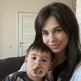 Сколько сыну ирине пинчук