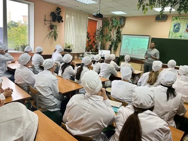 Яуза москва колледж. Миит медицинский колледж. Медицинский колледж рут миит. Медицинский колледж российского университета транспорта. Медицинский колледж яуза.