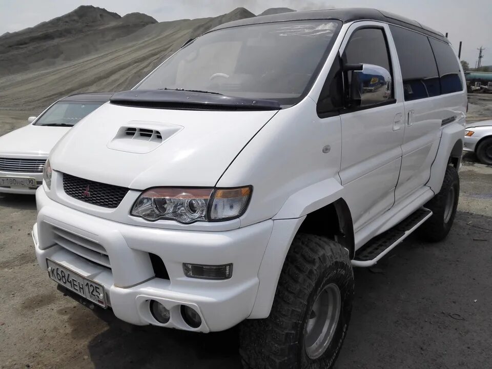 Мицубиси Делика л400. Мицубиси Делика 3.0. Mitsubishi Delica 6. Митсубиси Делика 2006. Купить мицубиси делику во владивостоке