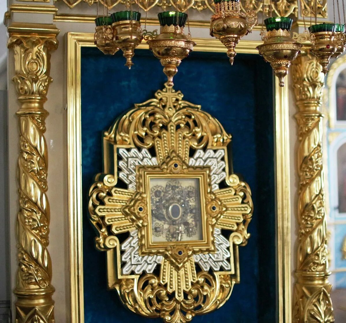 Жировичская икона богородицы. Жировичская икона божьей. Жировичская икона божией матери. Жировичи монастырь икона чудотворная. Икона жировичской божьей матери.