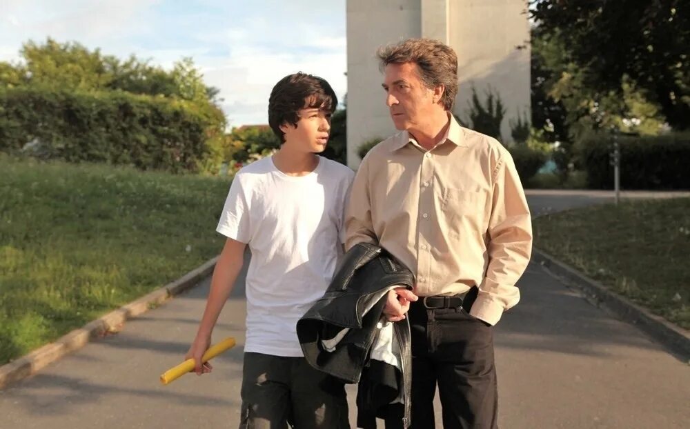 Элизабет борн франция. Жан-мари ле пен «национальный фронт» 1980-е. Отец франции. Фильм франция папа и четверо детей. Отец франции.