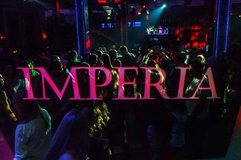 Как называется клуб где. Как называется клуб где. Как называется клуб где. Ночной клуб. Логотипы российских футбольных команд.