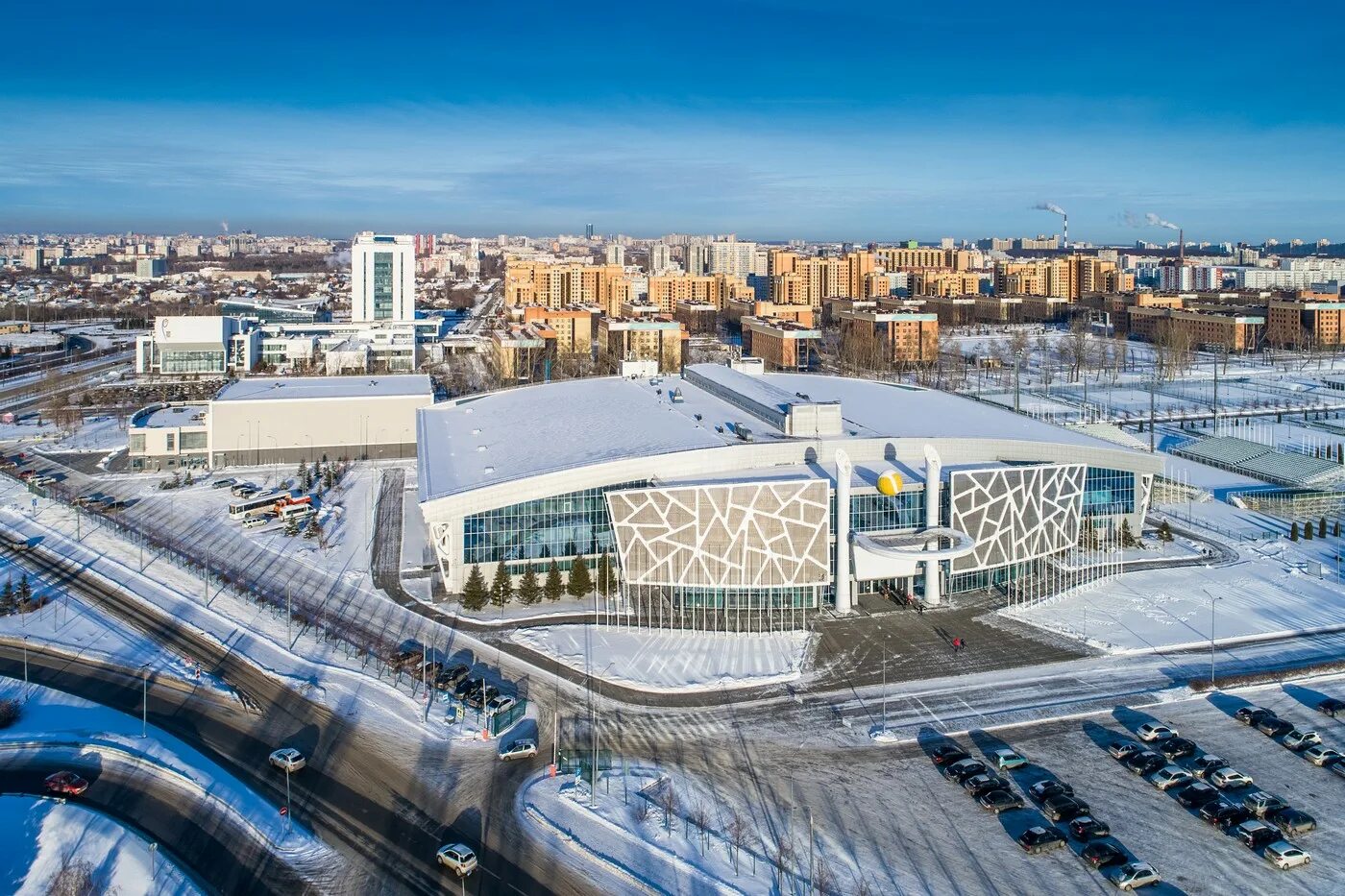 Казань. Казань стадион. Казанская академия тенниса казань. Дворец тенниса казань. Вид казань зима.