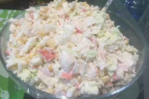 Простой салат из крабового мяса