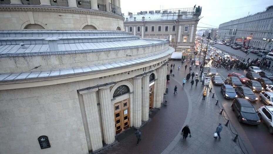 Площадь восстания какой вокзал. Площадь восстания метро. станция метро площадь восстания. станция метро лиговский проспект 2. площадь восстания метро спб.