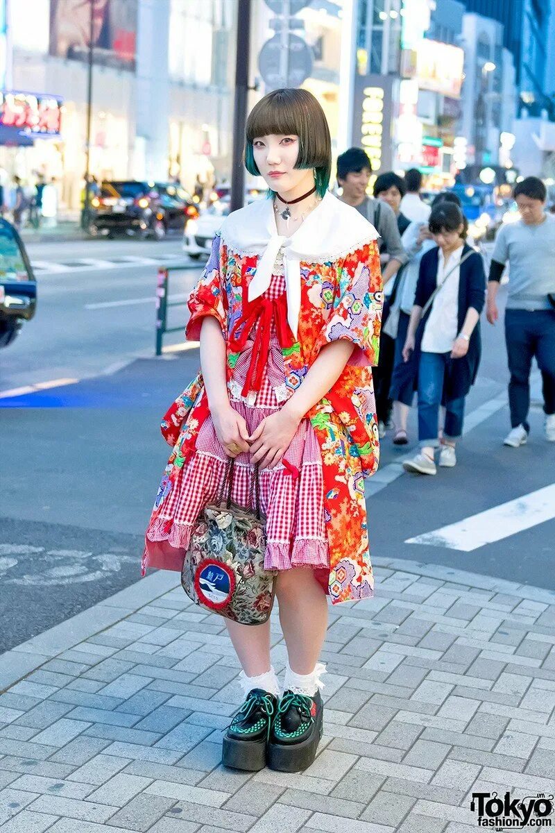 Кимоно Харадзюку. Японское кимоно Харадзюку. Хараджуку кимоно. Улица Харадзюку мода кимоно. Современности японии