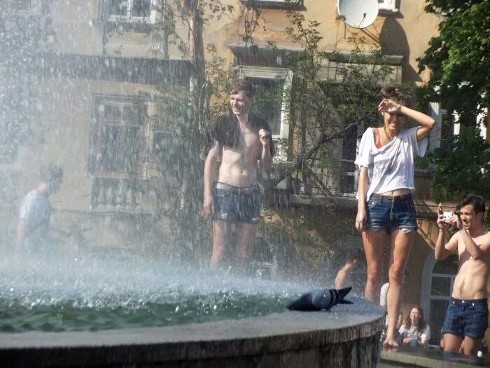 В жару не хожу в туалет