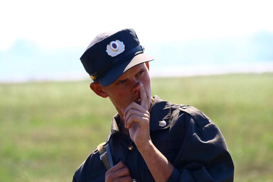 Полицейский. Смешной полицейский. Глупый полицейский.