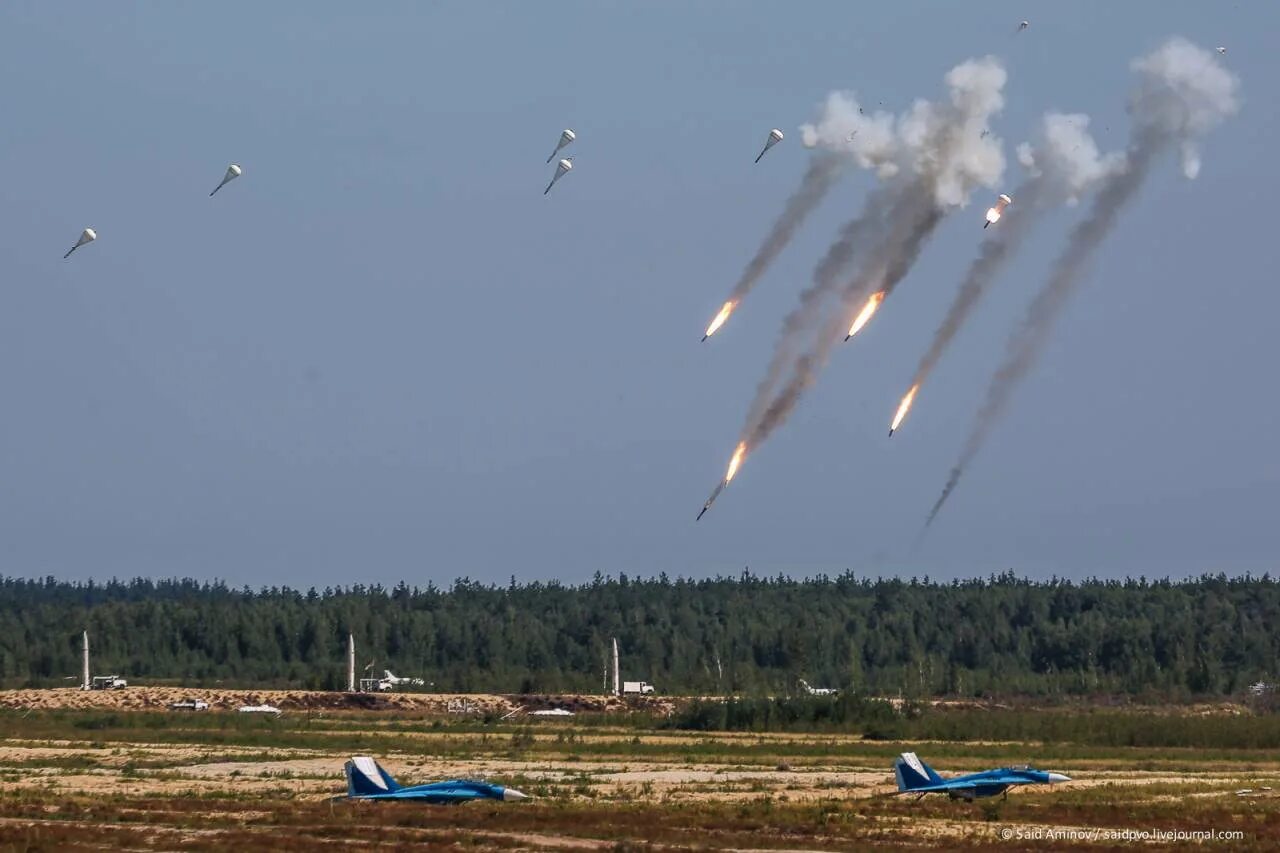 Против авиации. Су-34 бомбометание. БЕТАБ-500шп. Бетонобойные бомбы России. Су 34 с БЕТАБ 500.