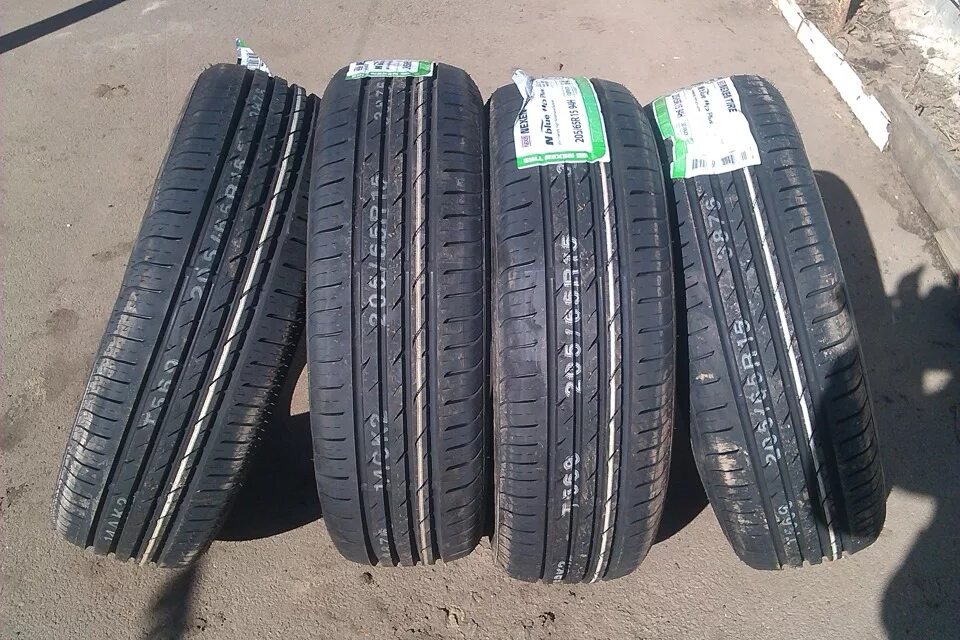 Nexen 195/65 r15. 175 65 r15 лето