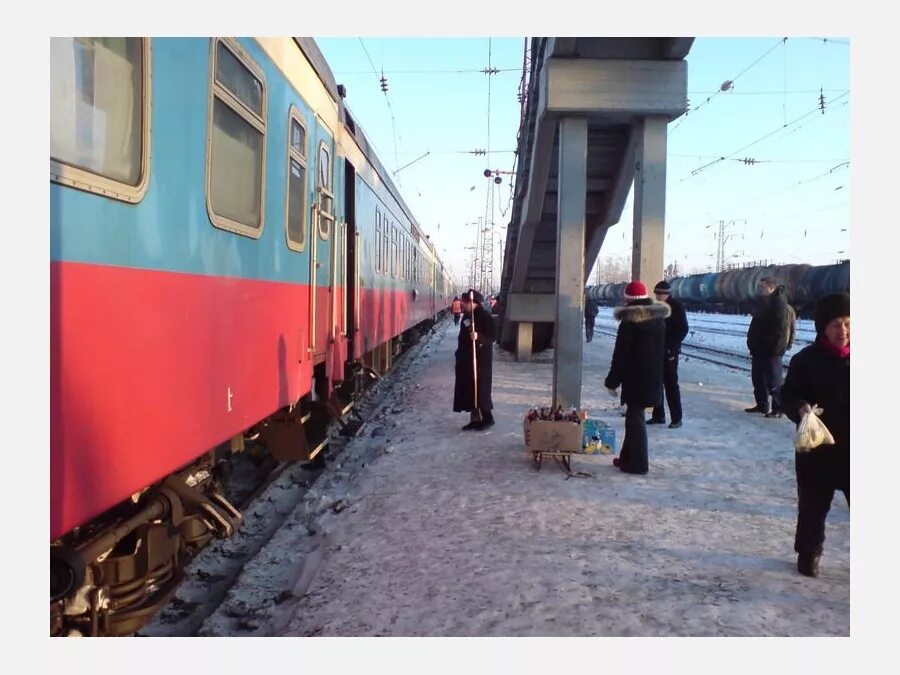 Канск-Енисейский станция. Железнодорожный вокзал Канск-Енисейский. Вокзал Канск Енисейский. Привокзальная площадь Канск.