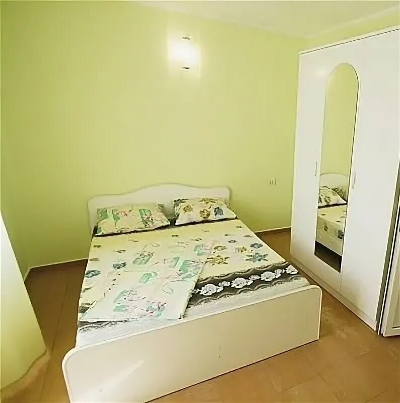 гостевы дома в геленджике. отель династия 4 геленджик. гостевы дома в геленджике. атмосфера 2 геленджик кирова 98. геленджик тонкий мыс бухта удачи.