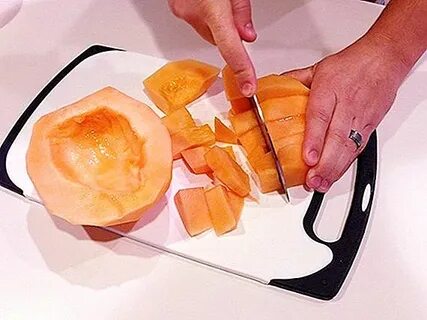 Режем дыню