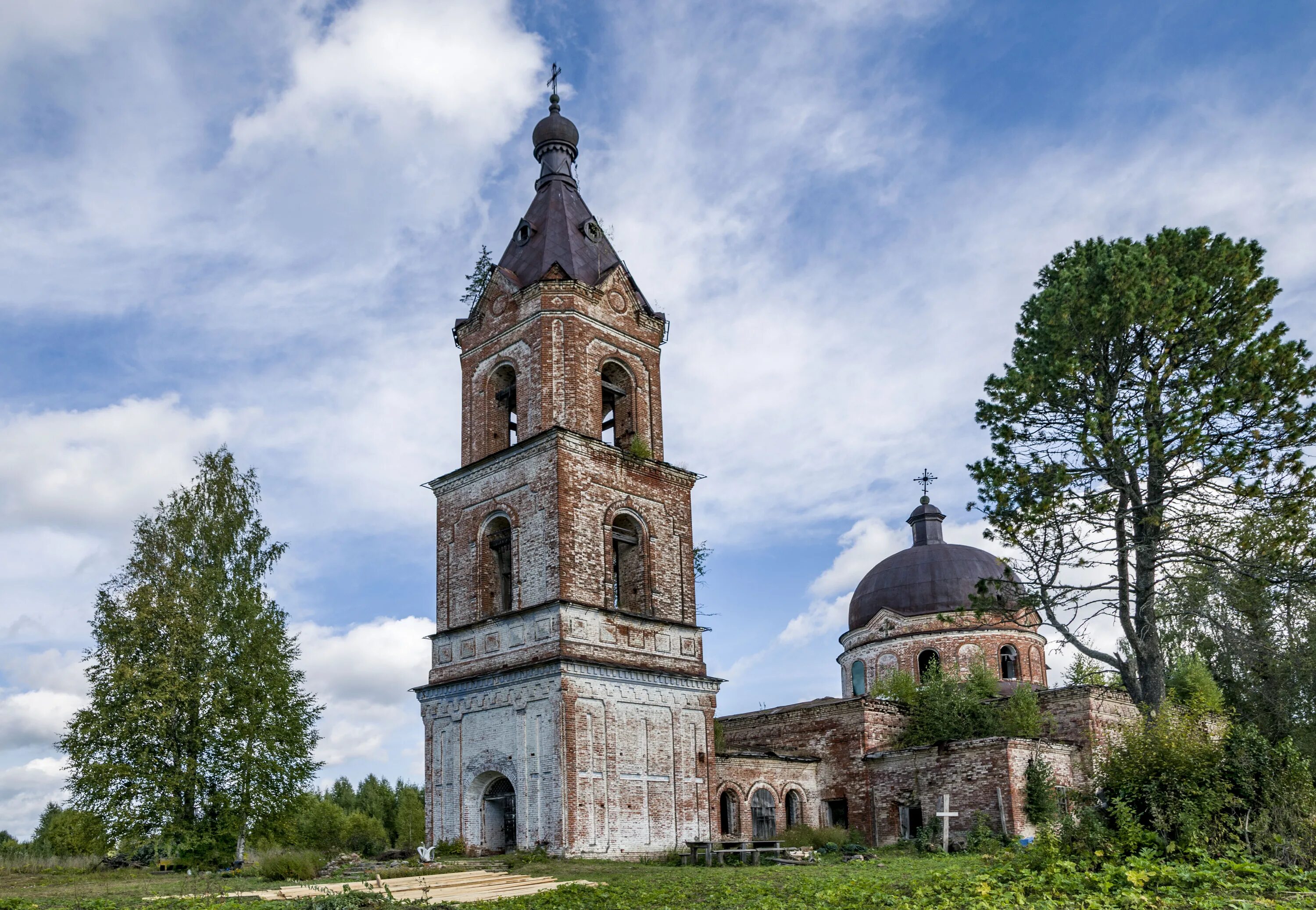 Церковь воздвижения креста. Анкушино урочище церковь. церковь анкушино киров. воздвиженье сокольский район церковь. броды львовской области церковь воздвижения.