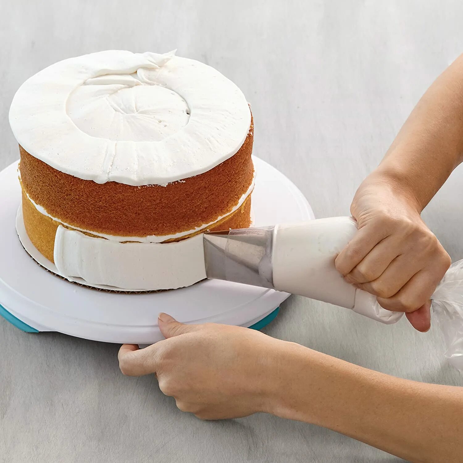 выравниватель крема для торта. выравниватель крема для торта. выравниватель для торта. выравнивание торта кремом каким. выравнивание торта.
