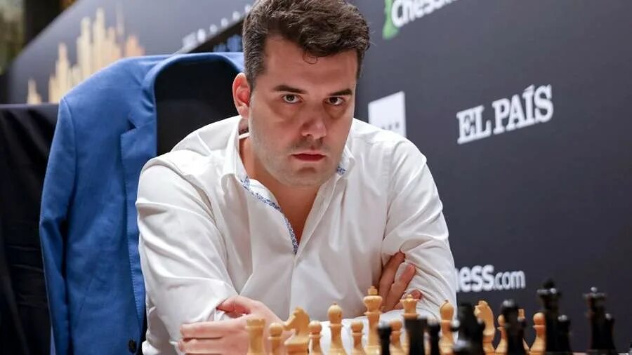Турнир претендентов по шахматам 2022. Магнус Карлсен шахматист.