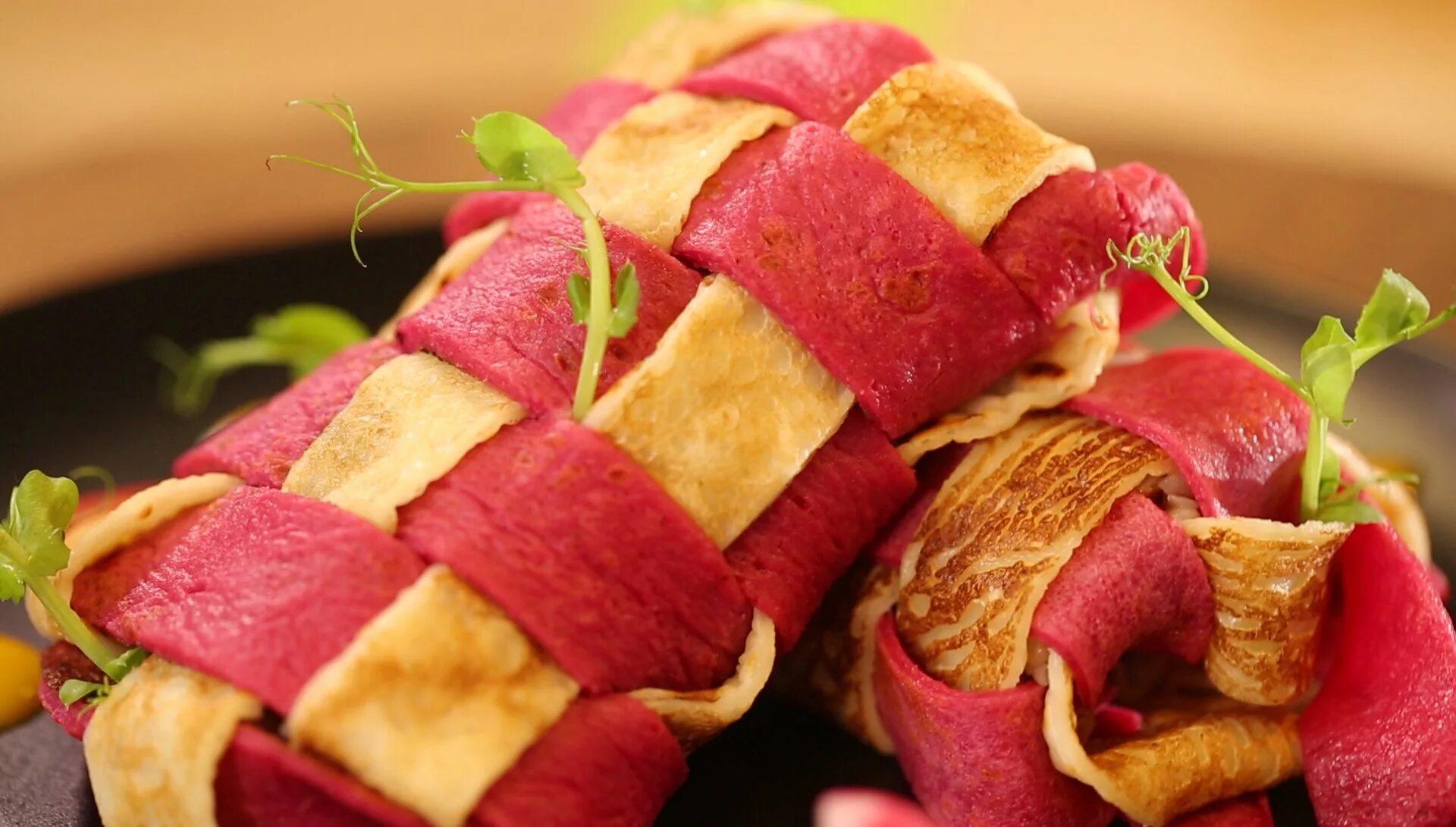 разноцветный торт радуга. ресторанные блюда из овощей. черри фаршированные креветками. самые оригинальные рецепты. праздничные салаты и закуски.