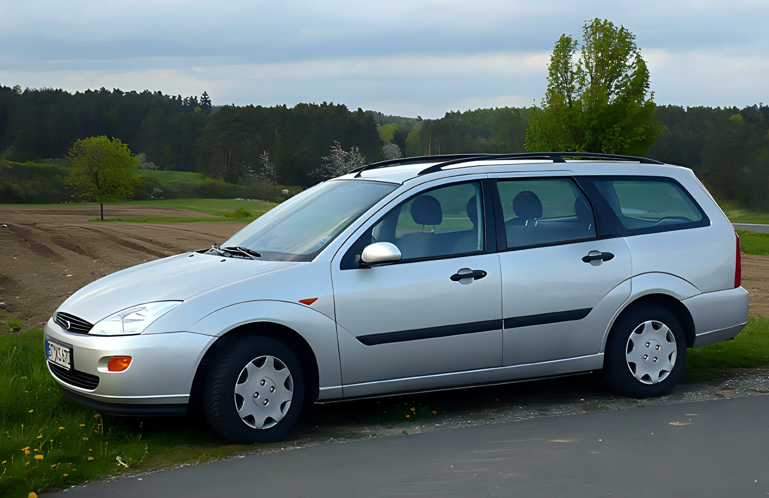 Ford Focus 2000 универсал. Ford Focus Turnier 2000. Ford Focus 3 Turnier. Ford Focus 1 универсал. Купить фокус 1 москва