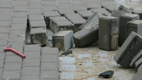 Как убрать брусчатку