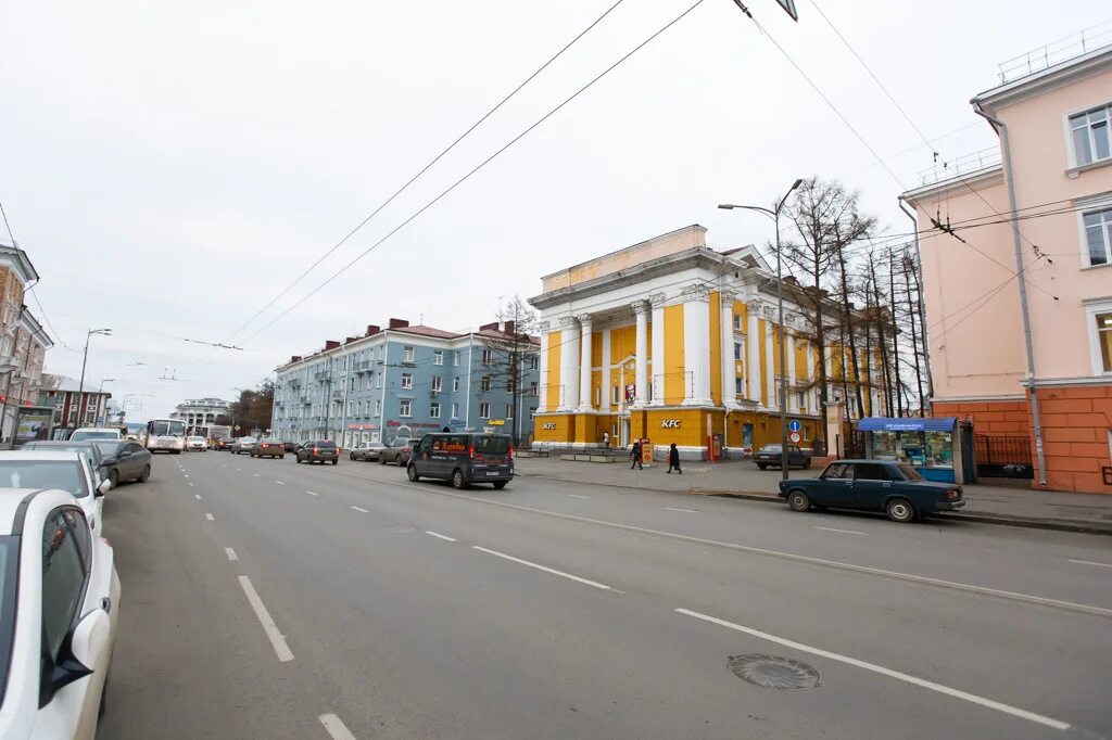 Петрозаводск Ленина. Улица Ленина Петрозаводск. Петрозаводск пр Ленина. Проспект Ленина Петрозаводск фасады.