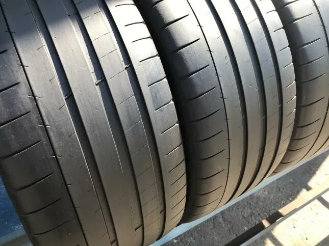 Pirelli scorpion verde 225/55 r18. Резина 235 35 20. Резина 235 35 20. Автомобильная шина yokohama parada spec-2 225/35 zr18 83w летняя. Резина 20 235.