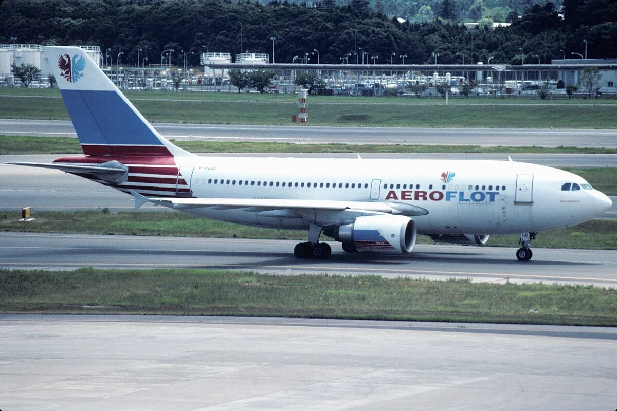 Аэрофлот 593. Аэробус а310. А310-300 Аэрофлот. Airbus a310 Cargo. Airbus a310 Aeroflot.