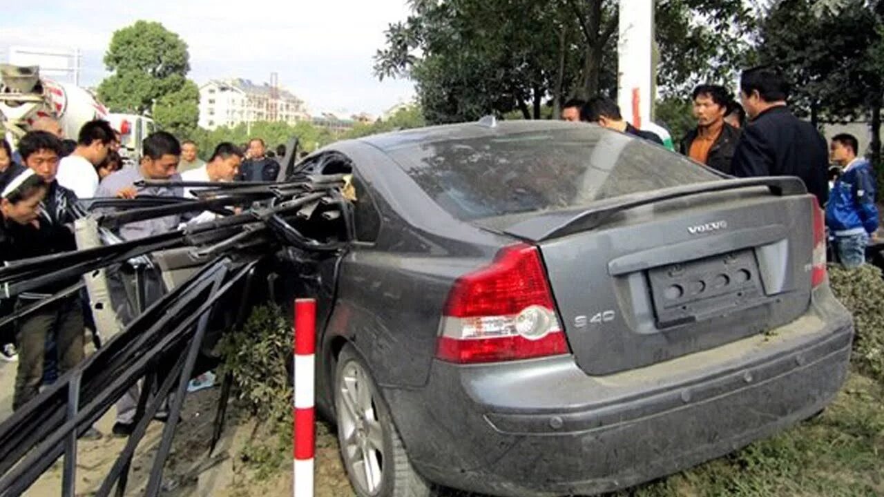 Volvo s60 crash. Volvo s80 ДТП.