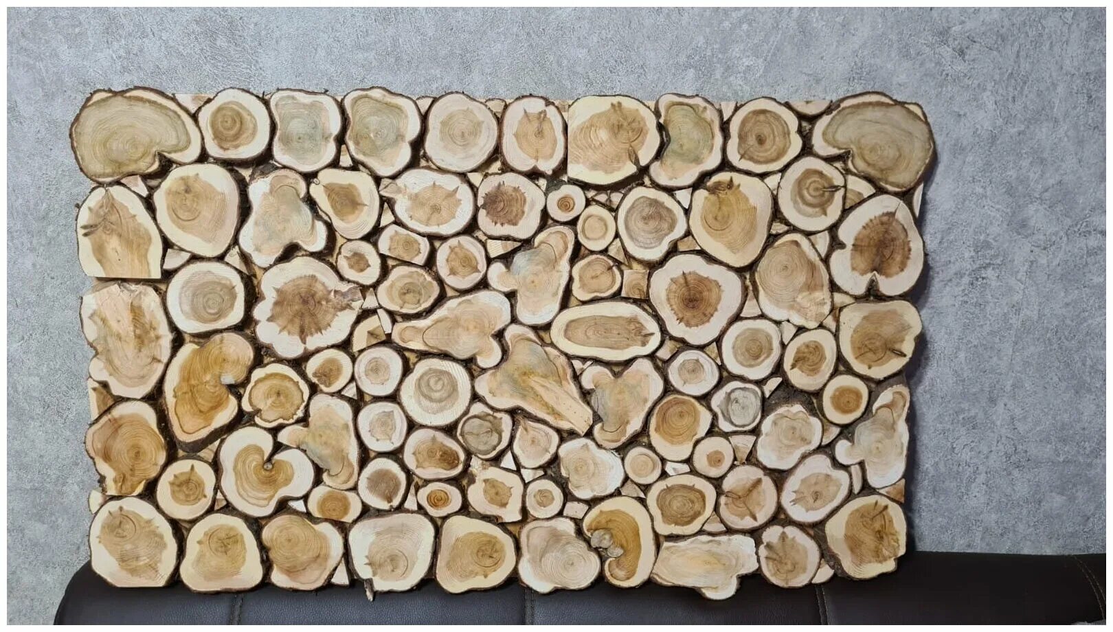 Панно из спилов можжевельника. Панно из можжевельника для бани. Панно для бани из спилов. Панно иж можжевельника. Панно для бани из спилов.