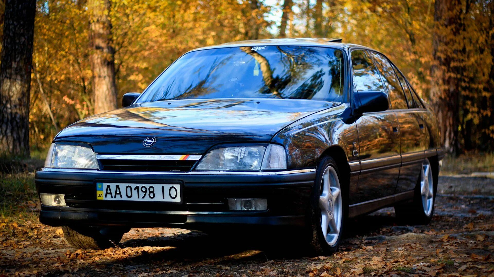 Машину опель омега б. Opel Omega. Opel Omega 3000. Опель Омега а 2.0 седан. Opel Omega 1 поколение.