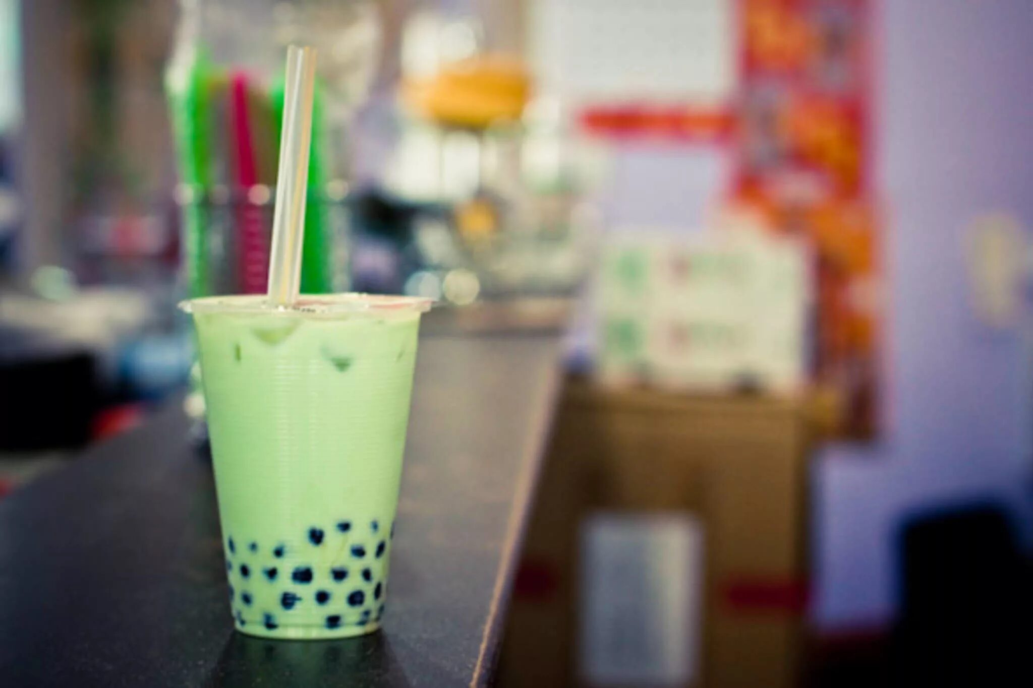 Бабл ти без тапиоки. Зеленый бабл ти. im bubble tea. bubble tea сфау. bubble tea restaurant glass.