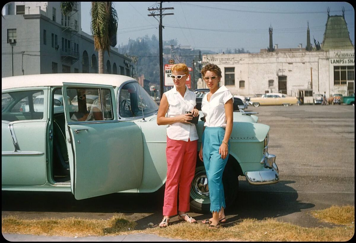 Поколения 50 х. Лос Анджелес 50-х годов. Лос Анджелес в 50-е. 60-Е Лос Анджелес. 50е годы США Субурбия.
