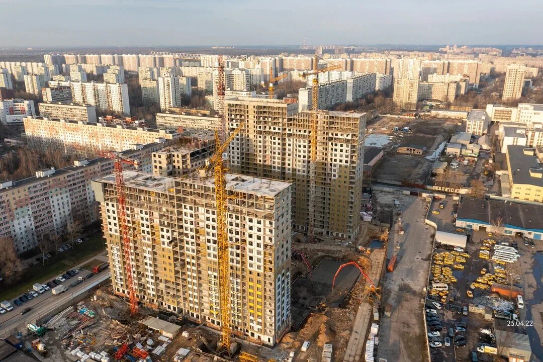 Жк светлый стройка март 23. Стремление к свету жилой комплекс на илимской. Москва ул илимская в стремлении к свету. Светлый мир в стремлении к свету. Застройщики москвы.