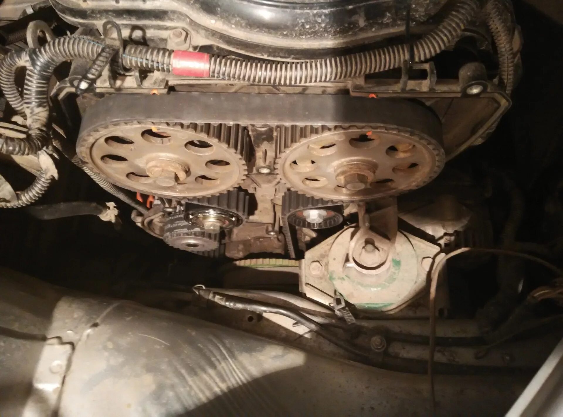 Помпа ролик грм лада приора 16 клапанный. Комплект ремня грм с помпой приора 16 клапанов лада. Помпа грм приора 16 клапанов. Помпа грм приора 16 клапанов. Помпа гранта 16 клапанная.