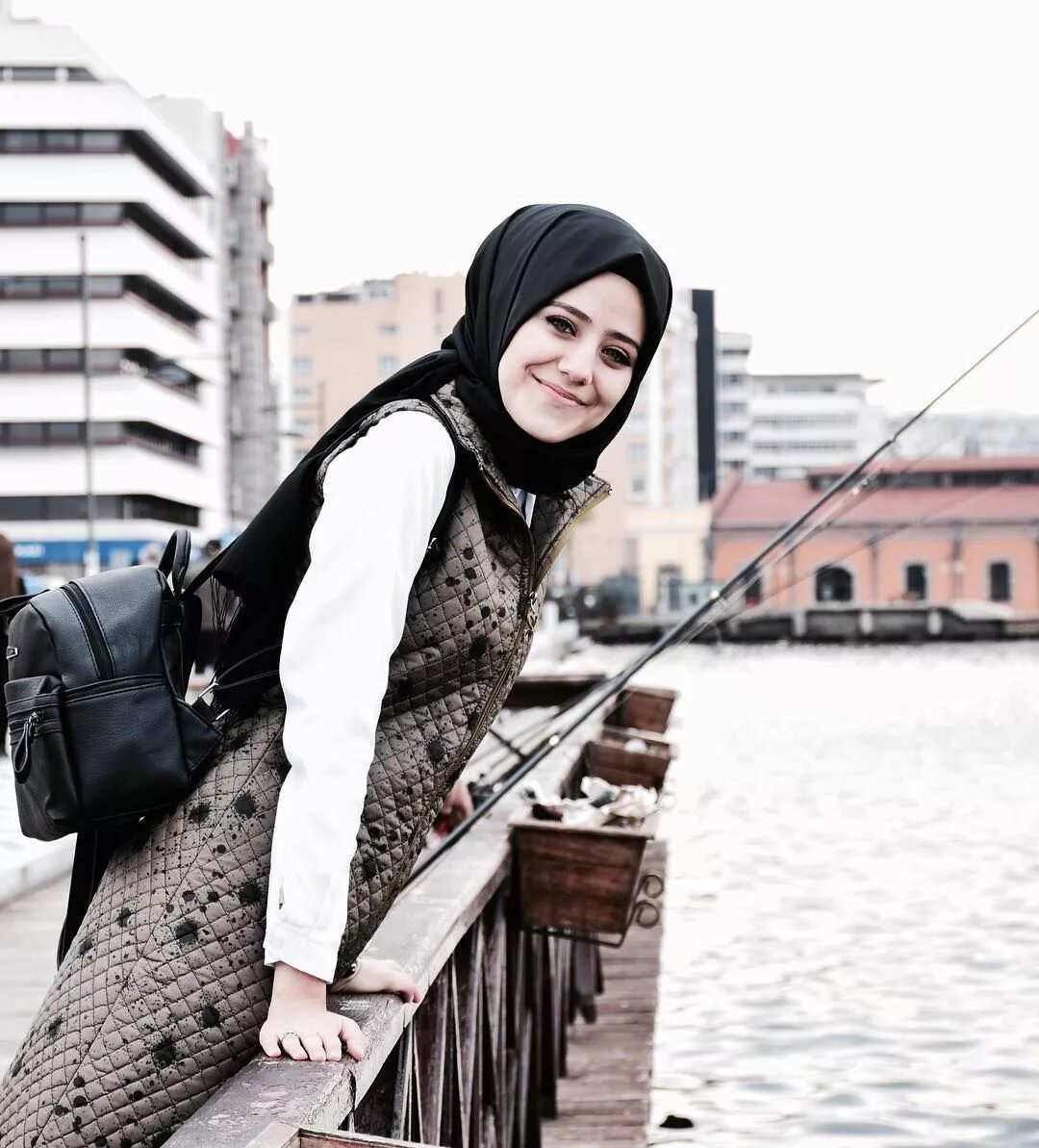 Hijab girl 18