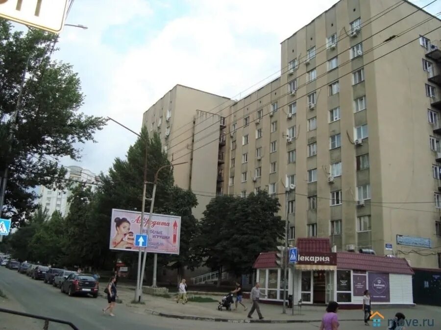 Пр строителей д 3. Проспект строителей 18. проспект строителей 18 саратов. проспект строителей 18а энгельс. проспект строителей дом 18 саратов.