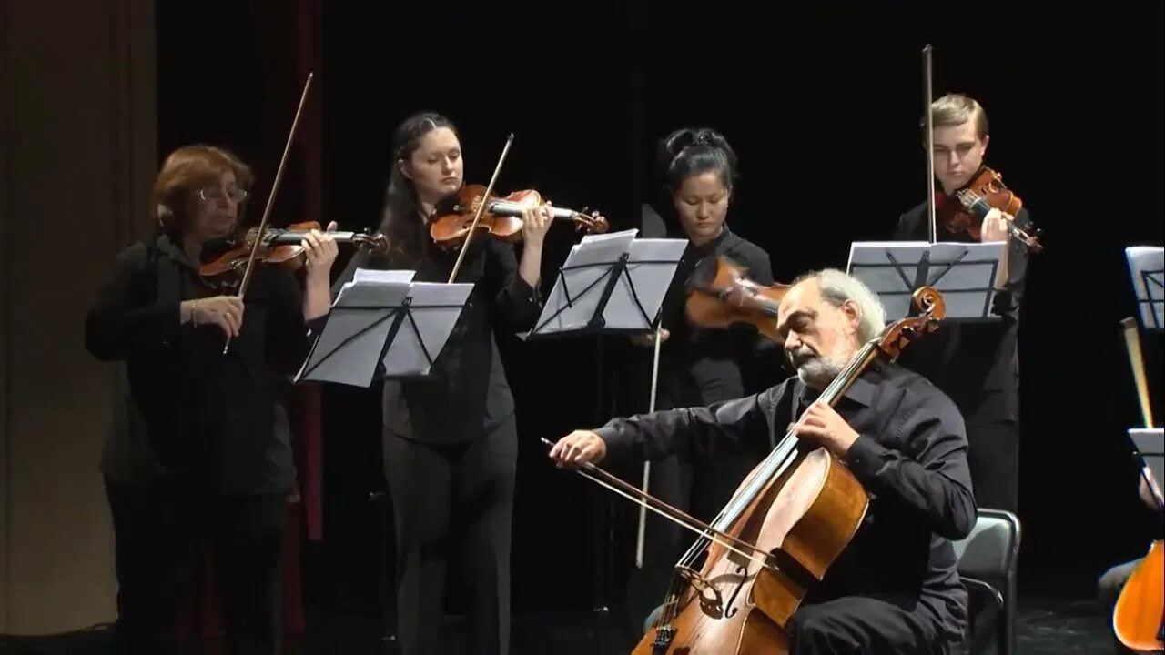 Лебедь сен санс ноты для виолончели. Сен санс концерт для виолончели ля минор ноты. Виолончель в оркестре. Мстислав ростропович и прокофьев. Сен санс концерт для виолончели 1.