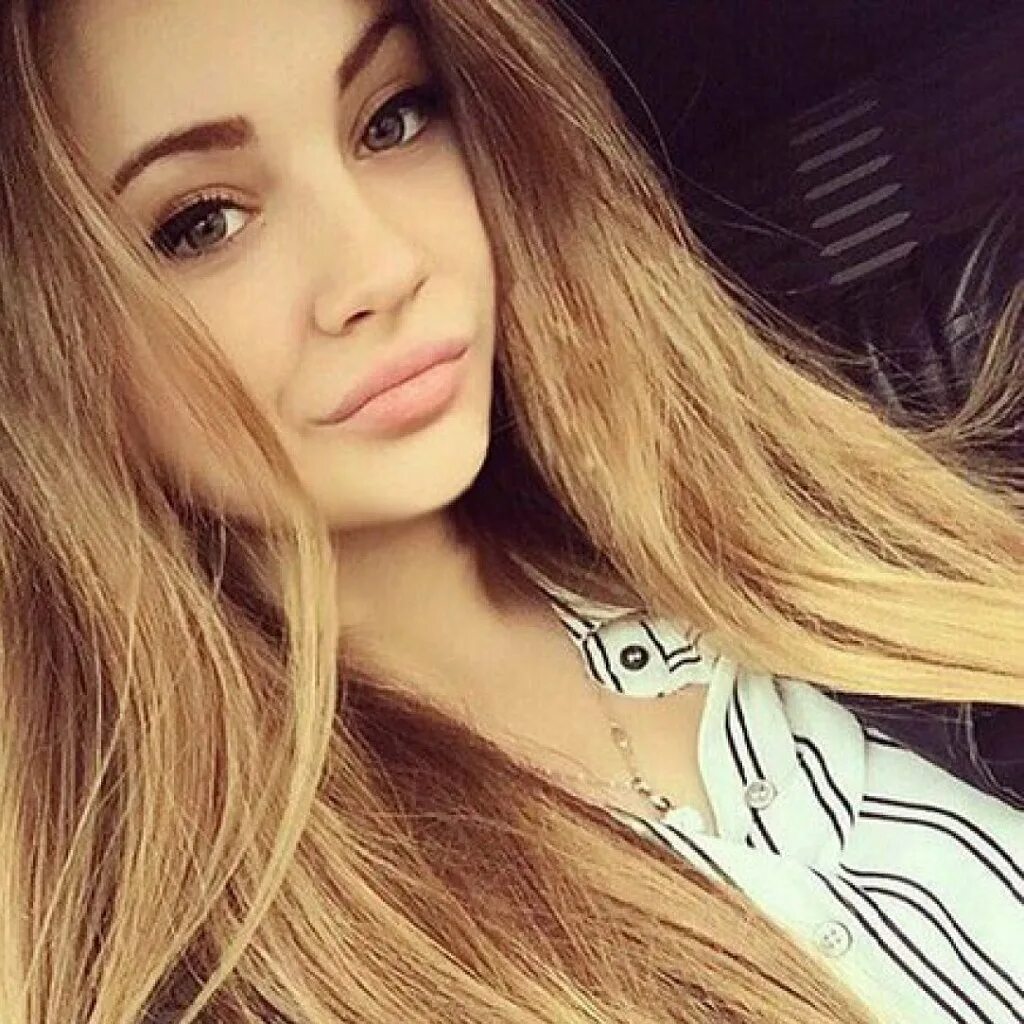 Девушка 19 лет. Красивые девочки 19. Красивые девушки 18-19 лет. Девушки 19 лет очень красивые. В 20 лет я красивая