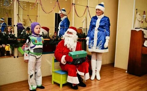 Игра с дедом морозом на детском утреннике
