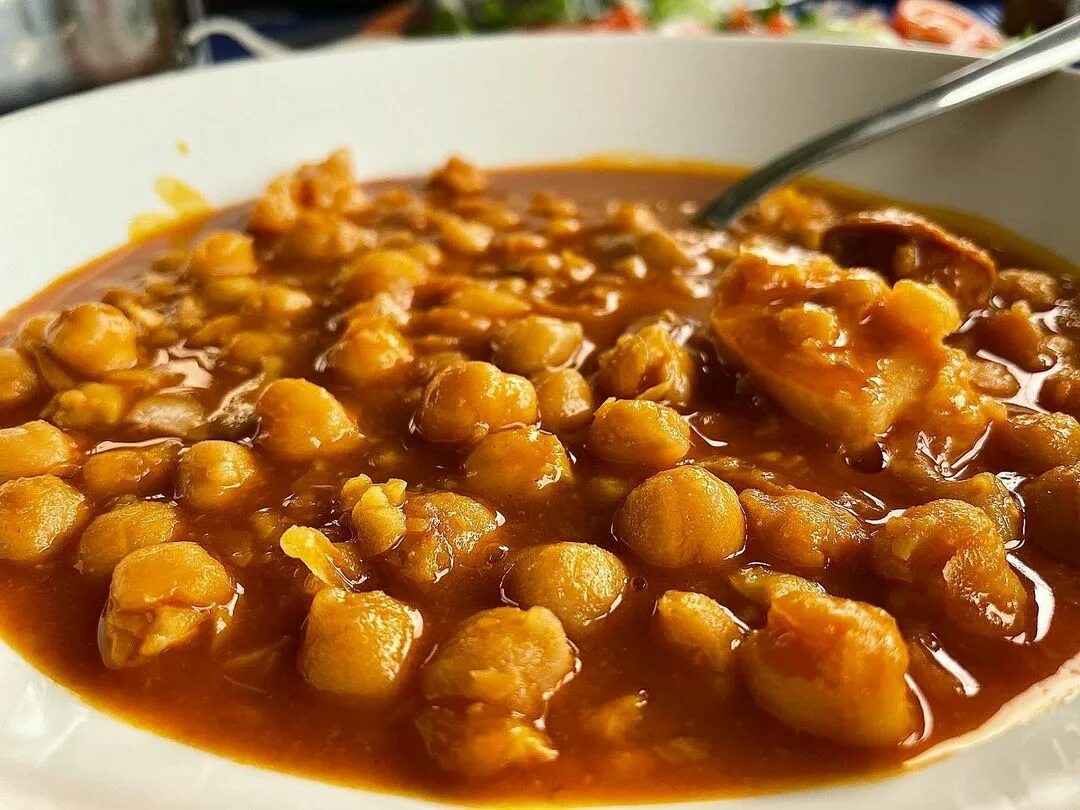 Como se hacen los callos con garbanzos