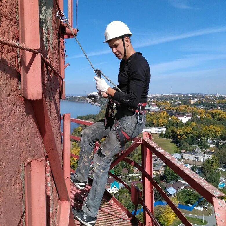 выполнение работ на дымовых трубах. торкретирование дымовых труб. покраска дымовых труб. работы на дымовых трубах. выполнение работ на дымовых трубах.
