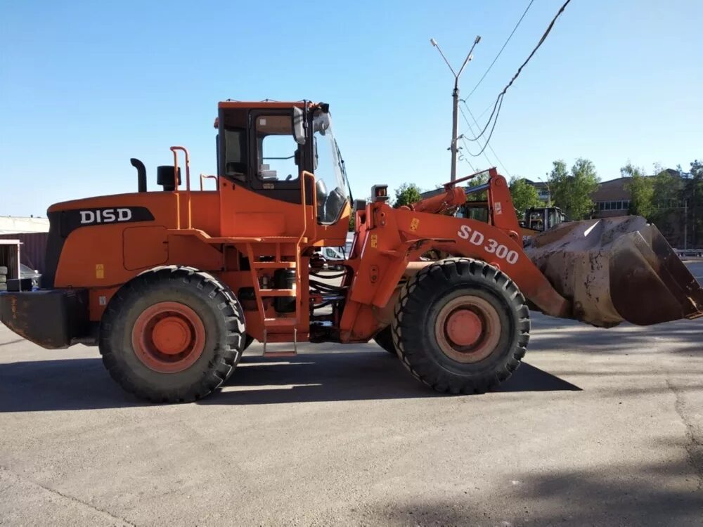 Сд 300. Фронтальный погрузчик DISD sd300. Погрузчик фронтальный Doosan, DISD, sd300. SD 300 фронтальный погрузчик. Doosan DISD 300.