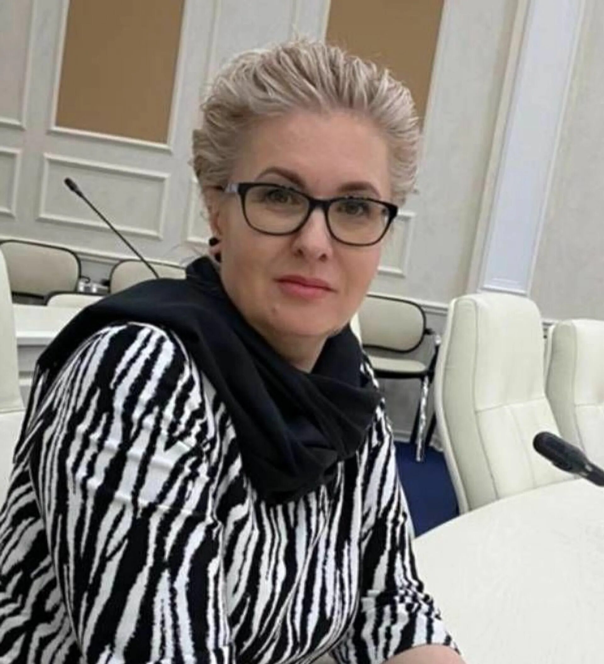 Пономарева профессор мгимо биография