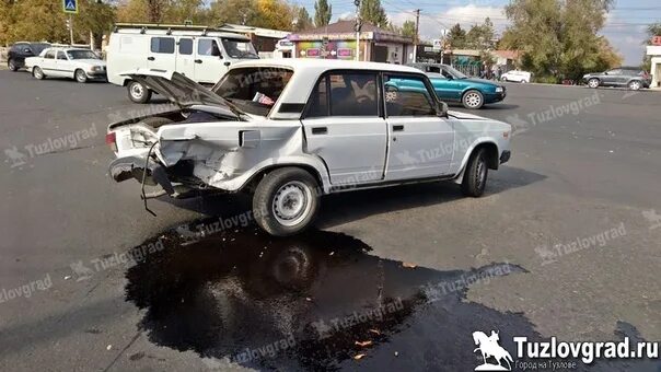 18 апреля 4 00. 18.04.21 Авария в Новочеркасске. ДТП 18.04.2021 В Новочеркасске. ДТП Новочеркасск 18 0 4 21. Новочеркасск авария 2021.