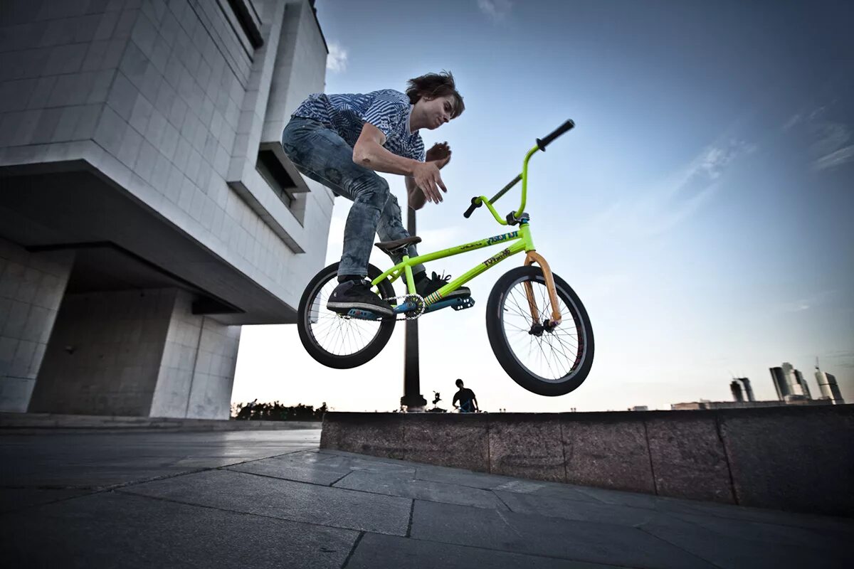 Как называется трюковой велосипед. Бмх велосипед трюковой крутой. bmx 5740. bmx 70s. bmx 2000.