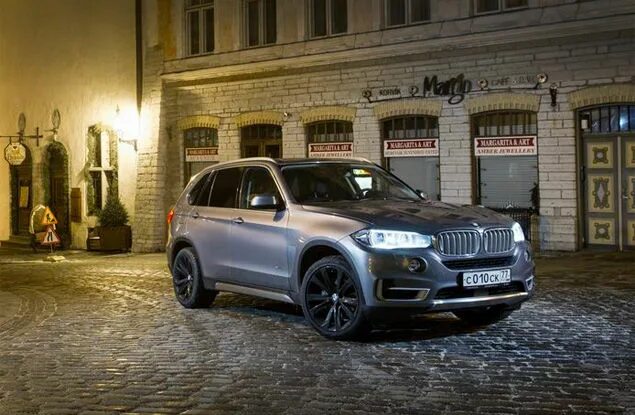 Бмв х5 2014. Bmw x5 ii. Bmw x5 xdrive50i e70. Bmw x5 xdrive40d. Bmw x5 1990.