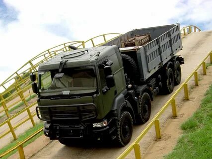 Грузовой автомобиль 8 8