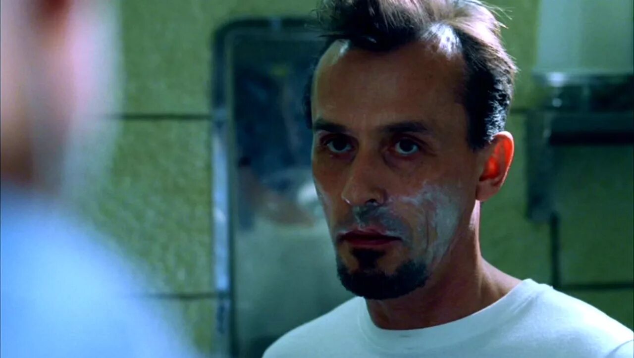 побег сериал теодор бэгвелл. роберт неппер твин пикс. T bag перевод. теодор бэгвелл побег. роберт неппер побег.