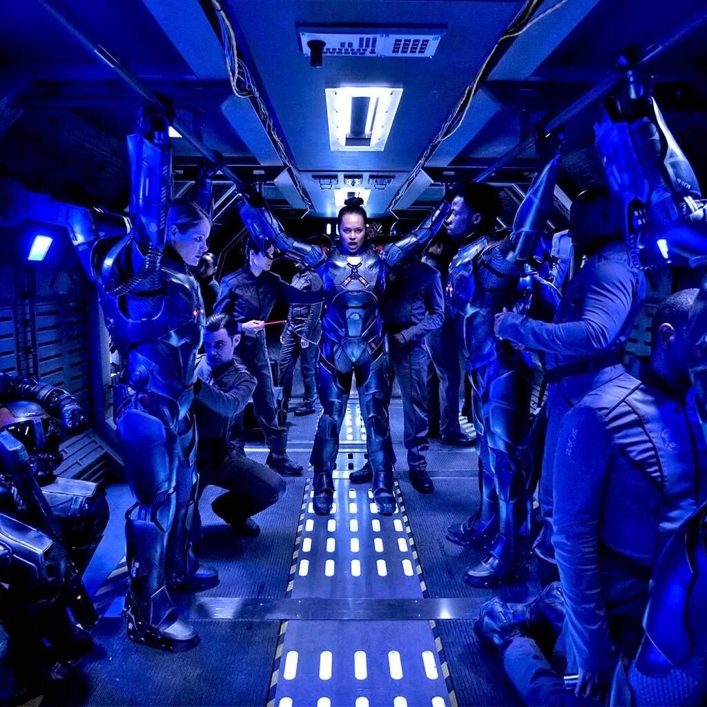 Фантастика 2020 качестве. Пространство / the Expanse (2015). Экспансия / the Expanse (2015 по наст. Время).