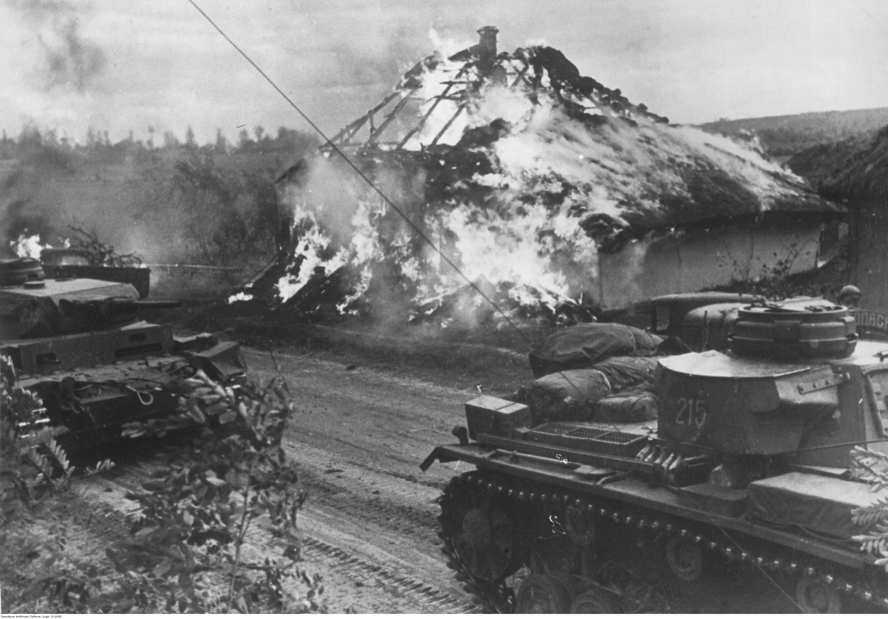 2-й гвардейский танковый корпус. Т-34 курская битва. Танковое сражение 1941 1945. Танковое сражение 1941 1945. Фотографии боев великой отечественной войны 1941-1945.