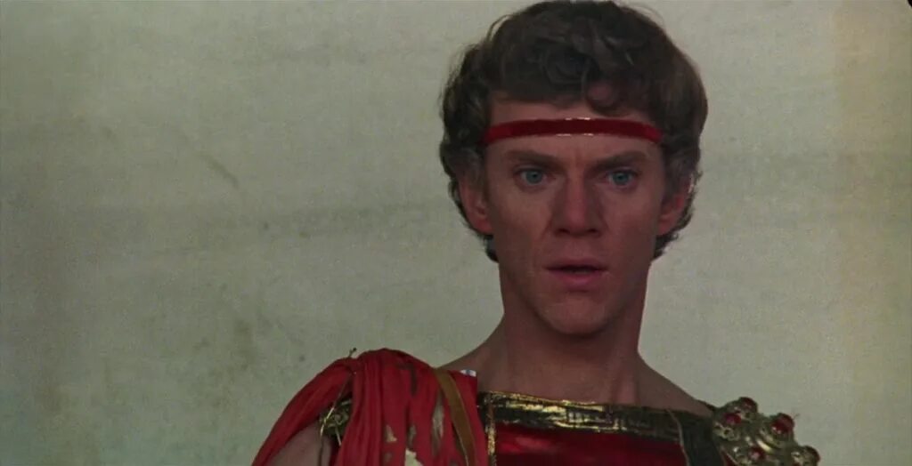 Мелани сазерленд калигула. Хелен миррен калигула хелен миррен калигула. Калигула без. Хелен миррен калигула 2005. Калигула 1979 хелен миррен.